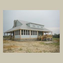 Exterior 205.jpg